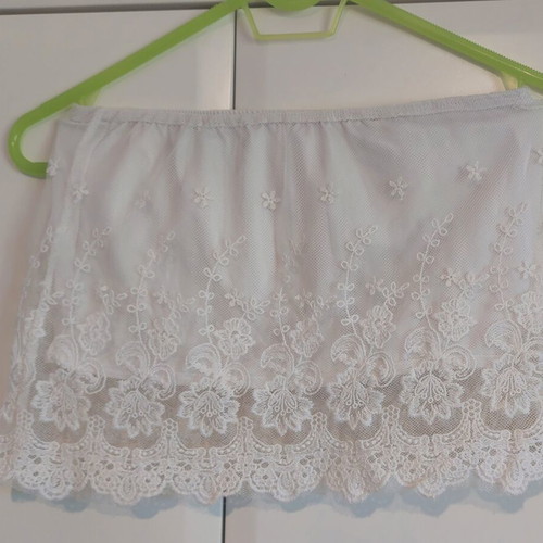 Strapless blouse with elastic like new, white cream