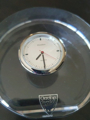 Orrefors Crystal Puck με ρολόι επιτραπέζιο καινούργιο