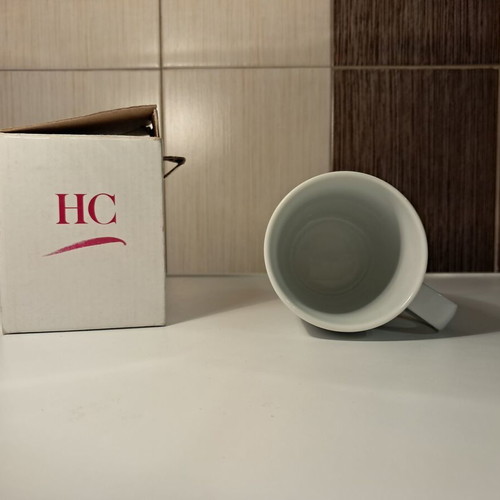 Hondos Center porcelain mug new in original box