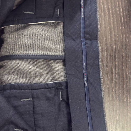 Tommy Hilfiger gray pants like new size M 32/34