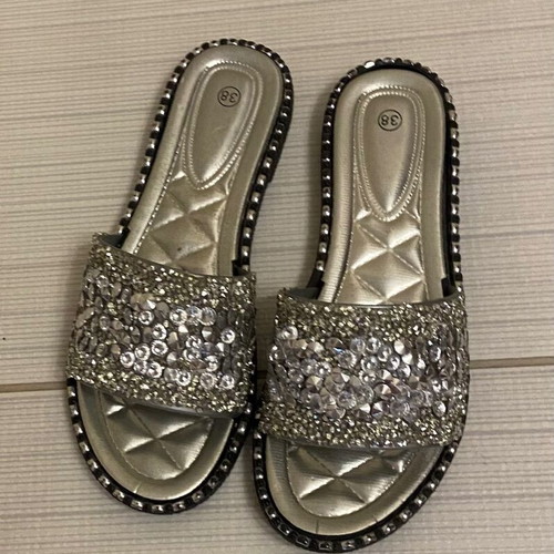 Flat sandals like new, silver and black, size 38