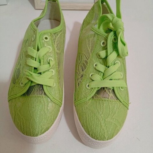 Diamantique Lace-Up Double-Layer Sneakers Size 39 Green New