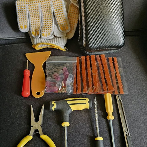 Complete vehicle tire repair kit new