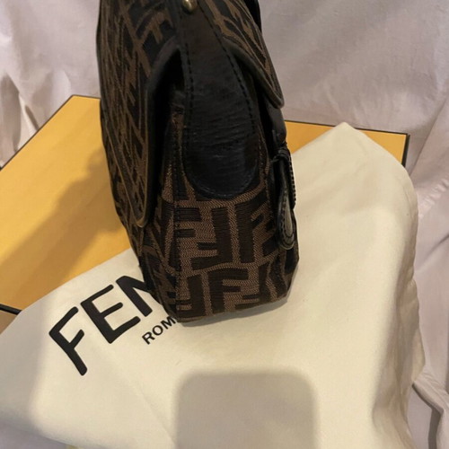FENDI Authentic excellent 100%