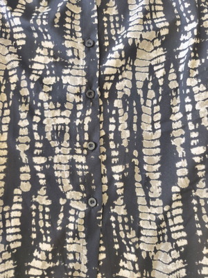 Shein women's shirt like new, black and beige patterned, size M