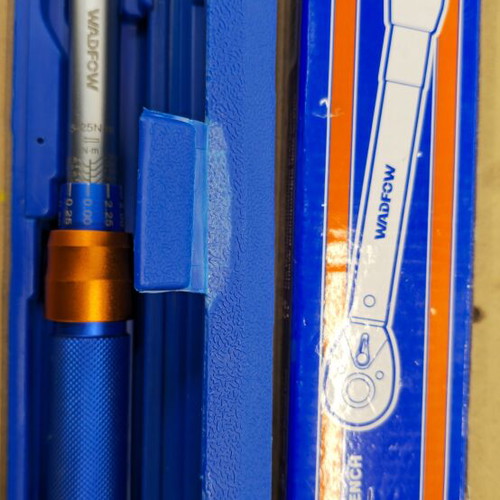 Torque wrench Wadfow 5-25 N.m like new