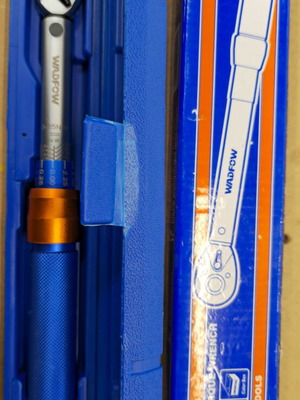 Torque wrench Wadfow 5-25 N.m like new