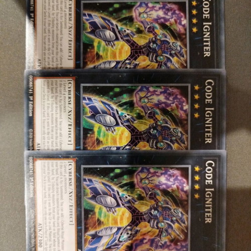 yugioh 5d legendary decks Amazon.com: Yu-Gi-Oh! Legendary 5D's Decks Collector's Set : Toys & Games