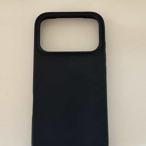 MagSafe case for iPhone 17 Pro black