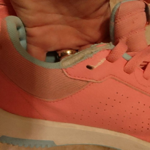 Adidas 37 1/3 leather athletic shoes used, pink