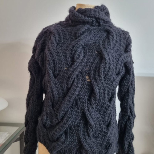 Intese Sweater Oneonone black like new, size S