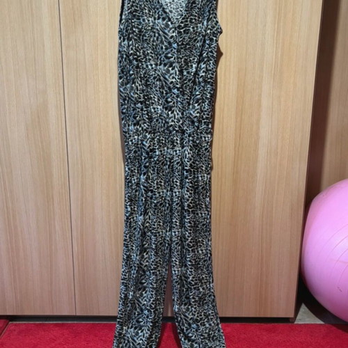 Animal print jumpsuit Simple like new, size M