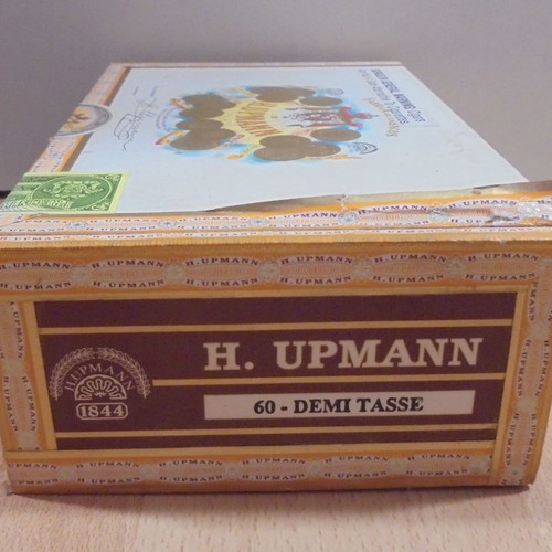 H. UPMANN old wooden cigar box used, empty