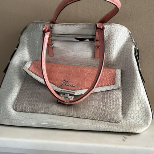 Guess Croco shoulder bag used, white and pink