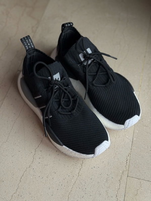 Adidas NMD_W1 athletic shoes like new, size 39, black