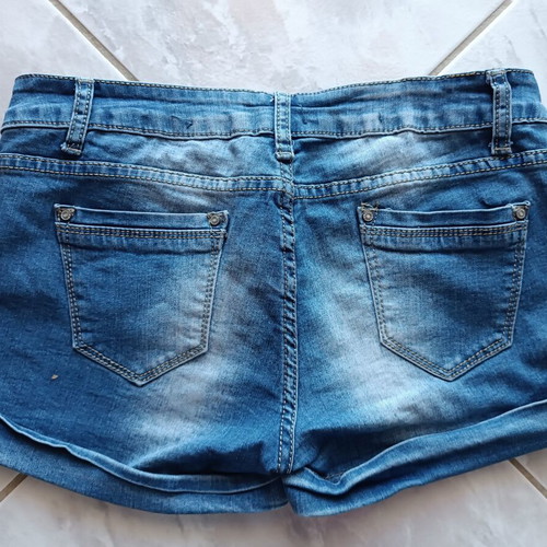 Denim shorts large blue like new