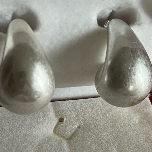 Silver plated drop earrings new, one clasp replaced with plastic
