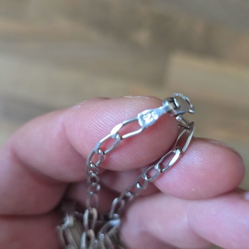 Silver chain with silver cross pendant like new, 50cm, 9g