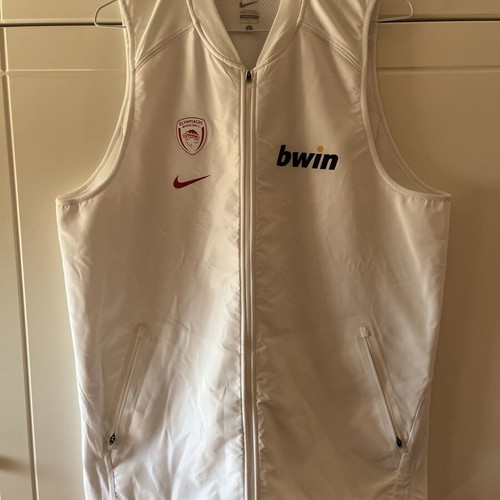Jacket Olympiacos Basketball Sleeveless like new