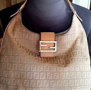 Υφασμάτινη τσάντα Fendi σχεδόν καινούρια, χρώμα της άμμου