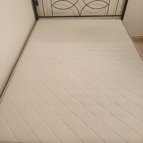 Double bed 140x200 with metal frame and Candia mattress