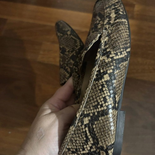 Loafers H&M with snake print new, size 39