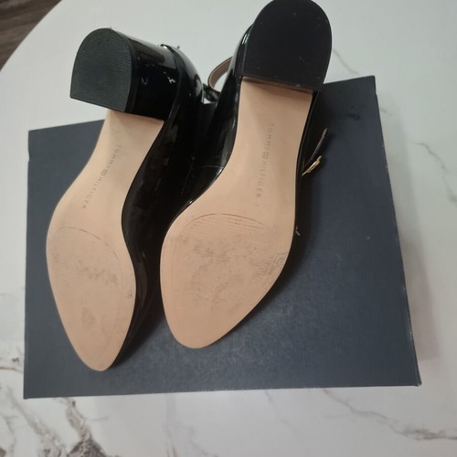 Tommy Hilfiger Mary Janes patent leather shoes, size 36