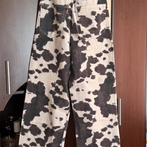 Pull and Bear women's pants size 32, new