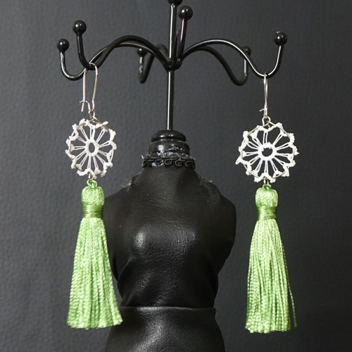 Dreamcatcher earrings new, multicolor