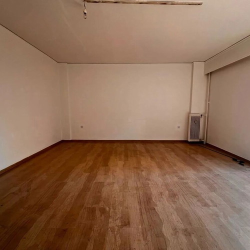 Apartment 115 sqm in Nikaia with 3 bedrooms and balconies