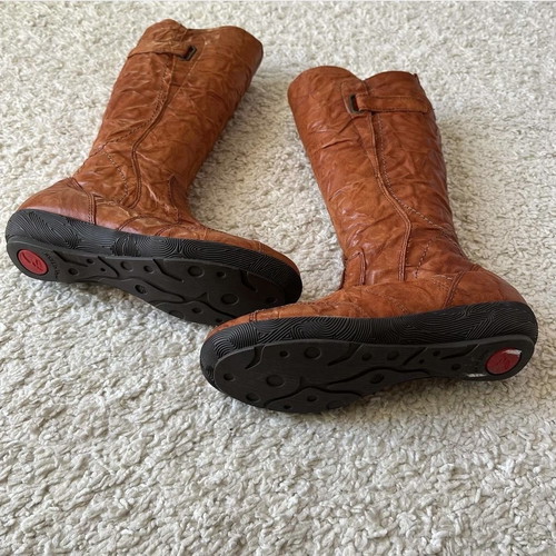 Flat tall brown boots new, genuine leather