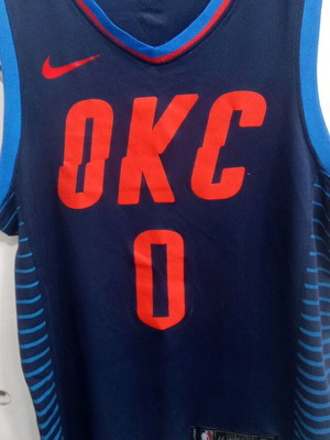 Φανέλα εμφάνιση Westbrook Oklahoma City μεταχειρισμένη με μικροατέλειες