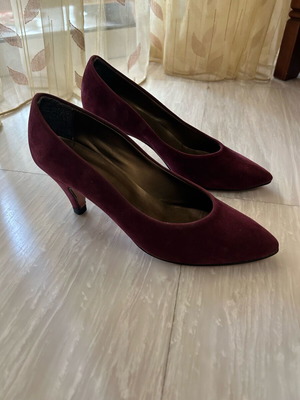 Women's pumps used, size 38, purple