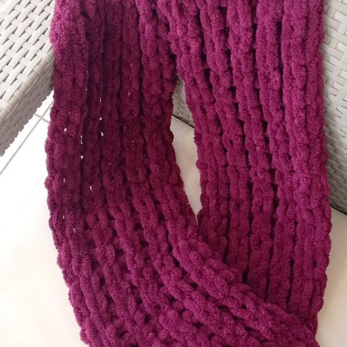Handmade Alize Puffy Scarf burgundy, made to order