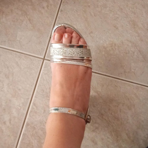 Silver sandals like new, size 36, 6cm heel