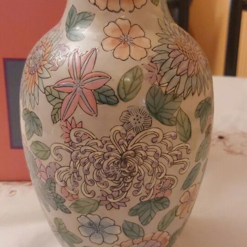 Porcelain vase authentic, new