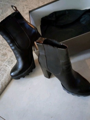 Women's ankle boots like new, dark brown, 10 cm heel