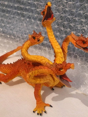 Hydra 4-Headed Orange Figure like new