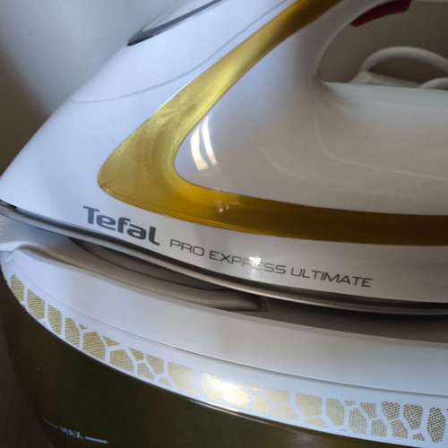 Tefal Pro Express Ultimate ironing system new