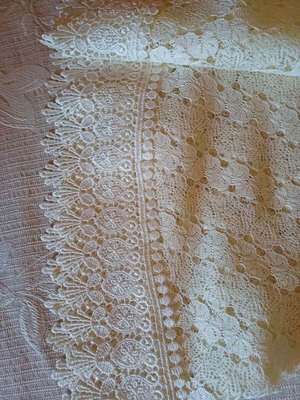 Round tablecloth machine knit, ecru