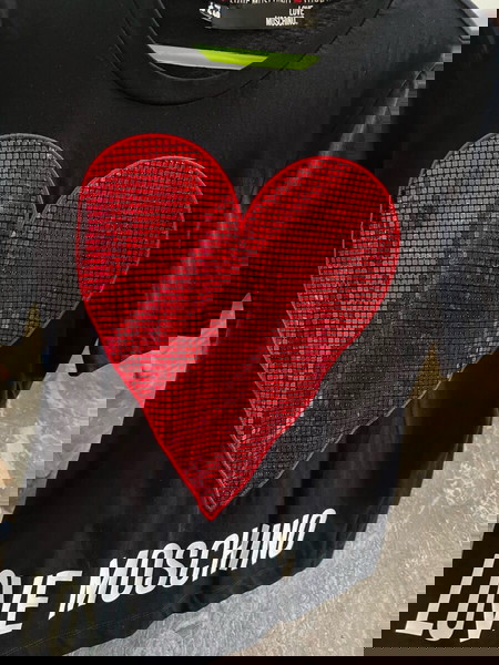 T-shirt Love Moschino