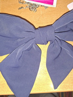 Fabric hair bow in dark blue like new