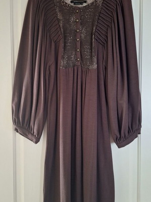 BCBG Maxazria Midi Dress like new, brown, long sleeves, lace detail
