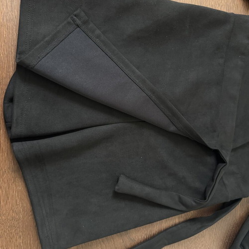 Anel black suede one-piece shorts skirt with puff sleeves