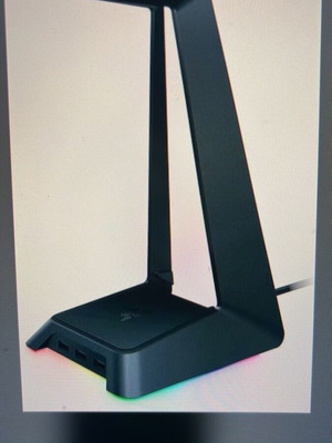Razer Base Station Chroma headset stand like new
