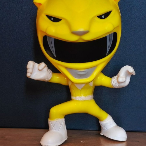 2018 Yellow Ranger Burger King figure