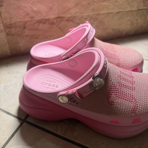 Crocs Juicy Couture collaboration pink clogs with rhinestones size 38 new
