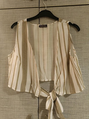 Bubblegun top and shorts set new, size M/L