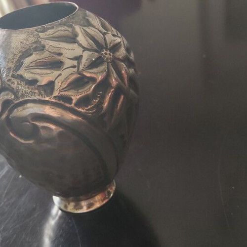 Silver-plated vase with handmade carving used