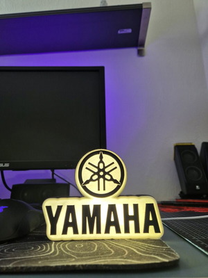 Yamaha lamp new with led and usb type a